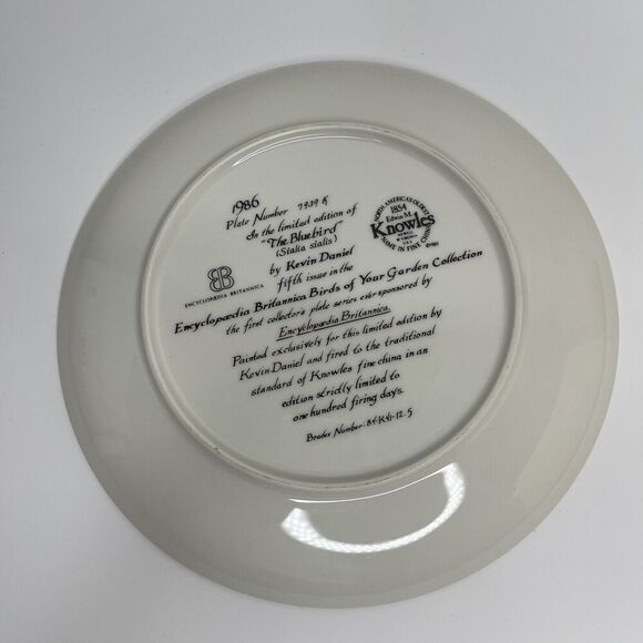 THE BLUEBIRD by Kevin Daniel-Knowles Collector's Plate 1986 - Picture 4 of 5